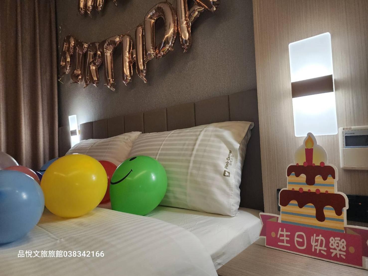 Pink Corner Hotel Hualien Buitenkant foto